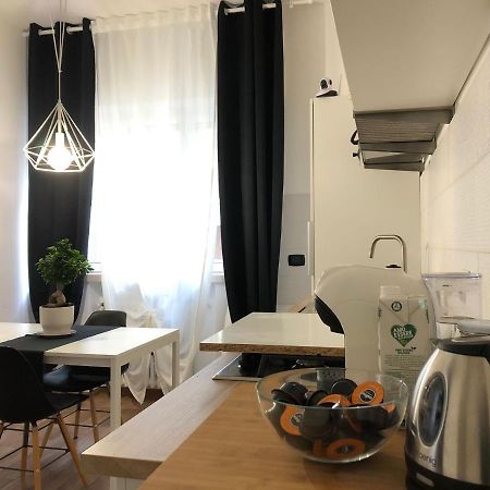 Italien Chic, Camera Con Bagni Condivisi Bari Luaran gambar