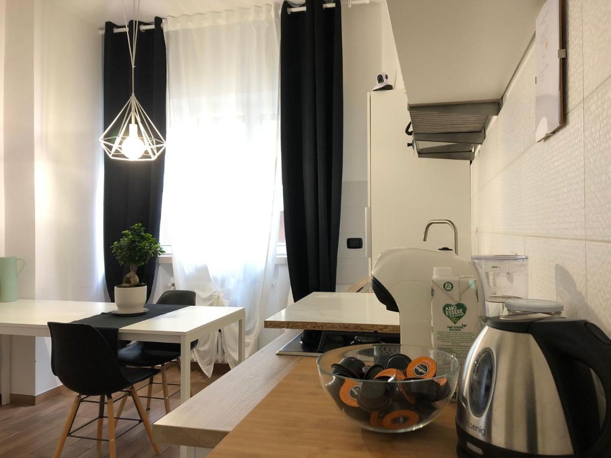 Italien Chic, Camera Con Bagni Condivisi Bari Luaran gambar