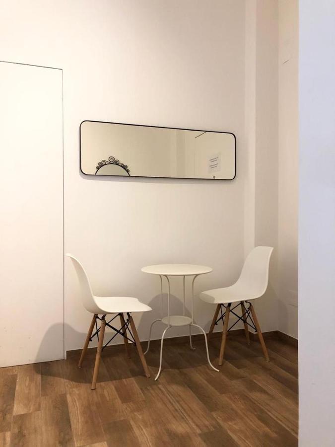 Italien Chic, Camera Con Bagni Condivisi Bari Luaran gambar