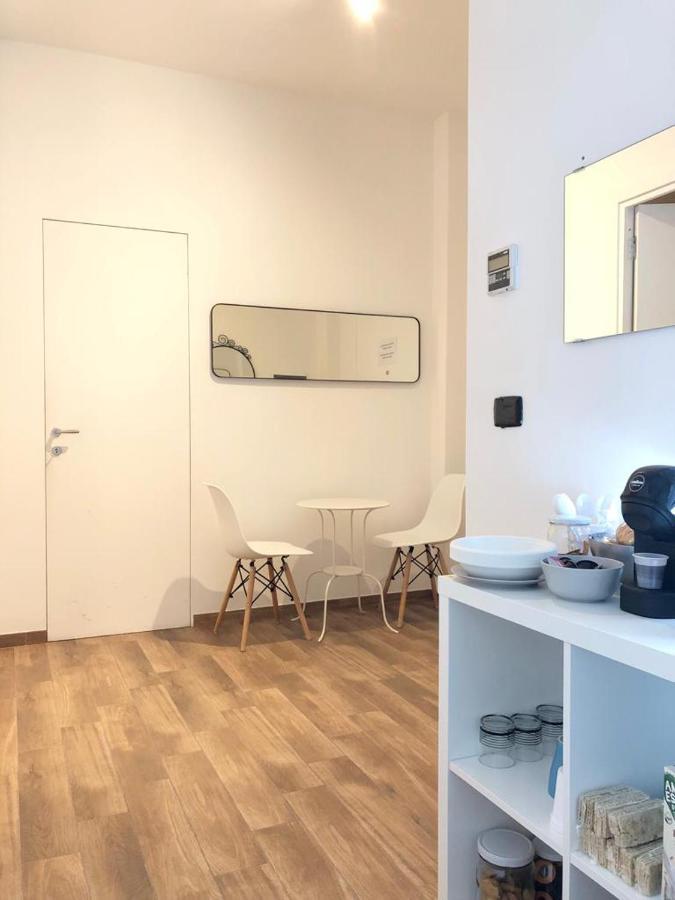 Italien Chic, Camera Con Bagni Condivisi Bari Luaran gambar